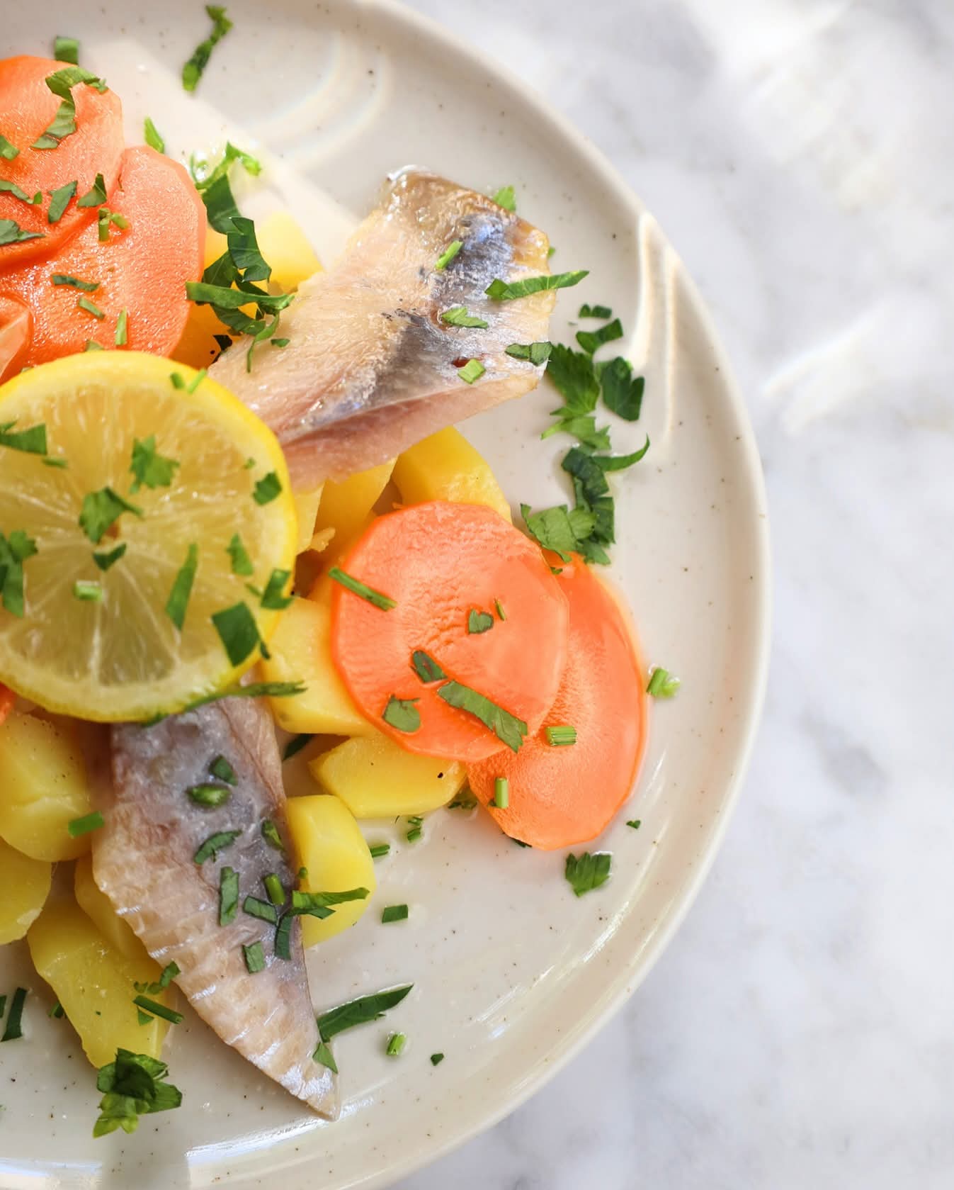 entrée hareng pommes de terre carottes citron